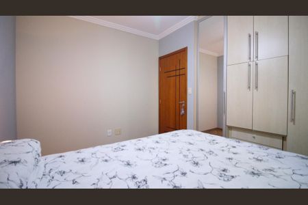 Casa à venda com 197m², 5 quartos e 3 vagasQuarto 2