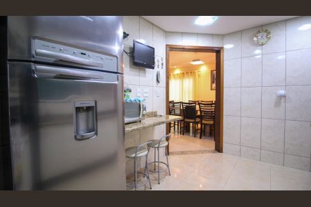 Casa à venda com 197m², 5 quartos e 3 vagasCozinha
