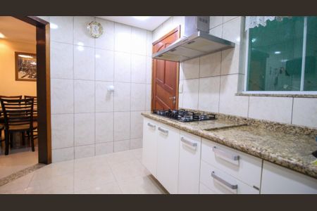 Casa à venda com 197m², 5 quartos e 3 vagasCozinha