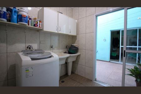 Casa à venda com 197m², 5 quartos e 3 vagasÁrea de Serviço