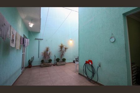 Casa à venda com 197m², 5 quartos e 3 vagasQuintal