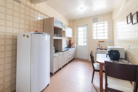 Apartamento à venda com 119m², 3 quartos e sem vagaCozinha