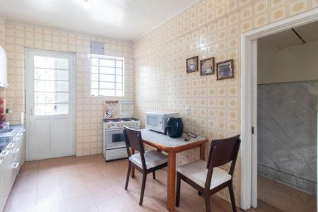 Apartamento à venda com 119m², 3 quartos e sem vagaCozinha