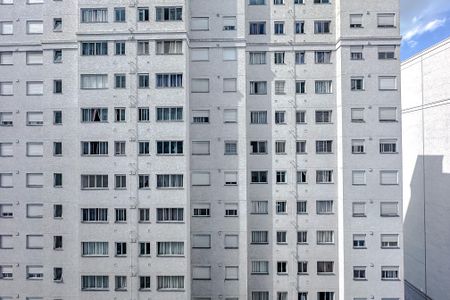 Apartamento à venda com 40m², 2 quartos e sem vaga Apartamento à venda com 40m², 2 quartos e sem vagaVista do Quarto 2