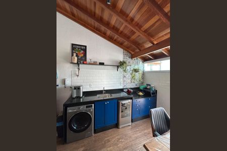 Apartamento à venda com 94m², 2 quartos e 1 vagaCozinha e Área de Serviço