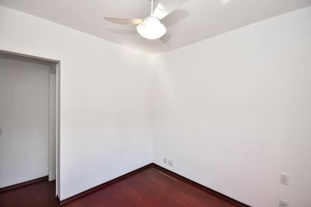 Apartamento para alugar com 65m², 2 quartos e 1 vagaSuíte