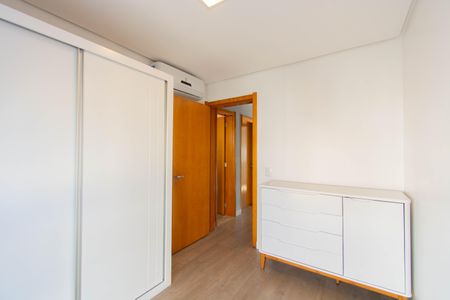 Casa de condomínio à venda com 189m², 3 quartos e 2 vagasQuarto 2