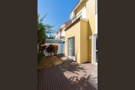 Casa de condomínio à venda com 189m², 3 quartos e 2 vagasQuintal