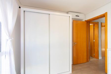 Casa de condomínio à venda com 189m², 3 quartos e 2 vagasQuarto 2