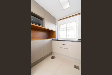 Casa de condomínio à venda com 189m², 3 quartos e 2 vagasCozinha