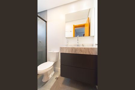 Casa de condomínio à venda com 189m², 3 quartos e 2 vagasBanheiro