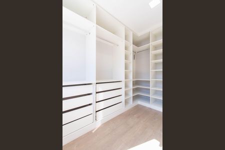 Casa de condomínio à venda com 189m², 3 quartos e 2 vagasSuíte Closet