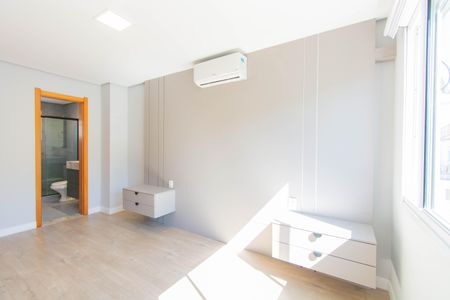 Casa de condomínio à venda com 189m², 3 quartos e 2 vagasSuíte