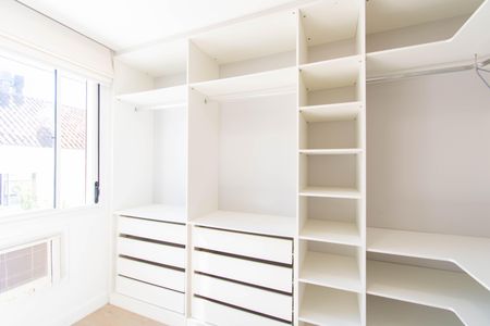 Casa de condomínio à venda com 189m², 3 quartos e 2 vagasSuíte Closet