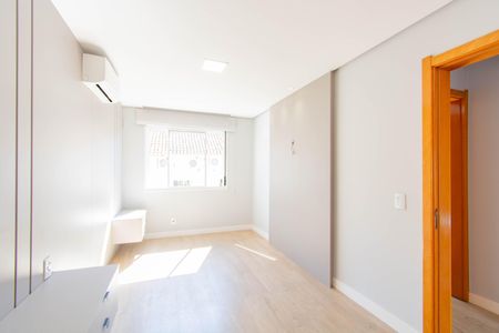 Casa de condomínio à venda com 189m², 3 quartos e 2 vagasSuíte