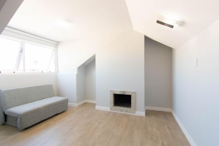 Casa de condomínio à venda com 189m², 3 quartos e 2 vagasQuarto 1