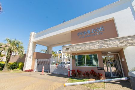 Casa de condomínio à venda com 189m², 3 quartos e 2 vagasFachada