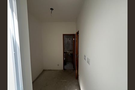 Casa à venda com 130m², 3 quartos e 3 vagasSuíte 2