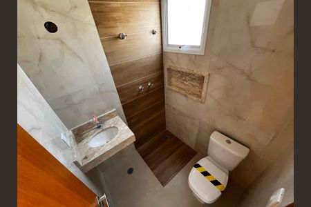 Casa à venda com 130m², 3 quartos e 3 vagasBanheiro da Suíte 3