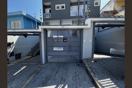 Casa à venda com 130m², 3 quartos e 3 vagasFachada