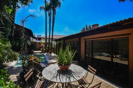 Casa à venda com 620m², 3 quartos e 4 vagasÁrea comum - Piscina