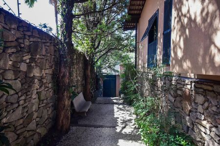 Casa à venda com 620m², 3 quartos e 4 vagasEntrada