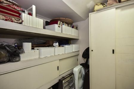 Casa à venda com 620m², 3 quartos e 4 vagasDespensa