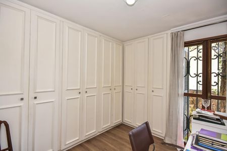 Casa à venda com 620m², 3 quartos e 4 vagasEscritório da Suíte 3