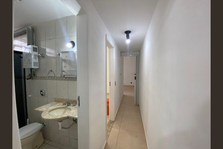 Apartamento à venda com 60m², 3 quartos e 1 vaga Apartamento à venda com 60m², 3 quartos e 1 vagaCorredor