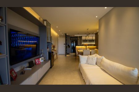 Apartamento à venda com 160m², 3 quartos e 3 vagas Apartamento à venda com 160m², 3 quartos e 3 vagasSala