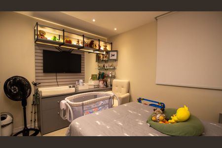 Apartamento à venda com 160m², 3 quartos e 3 vagas Apartamento à venda com 160m², 3 quartos e 3 vagasQuarto 2