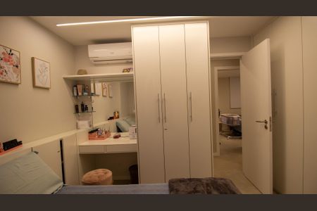 Apartamento à venda com 160m², 3 quartos e 3 vagas Apartamento à venda com 160m², 3 quartos e 3 vagasQuarto 1