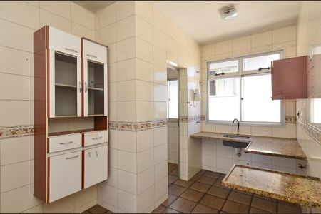 Apartamento à venda com 68m², 2 quartos e 2 vagasCozinha