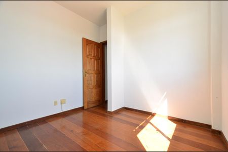 Apartamento à venda com 68m², 2 quartos e 2 vagasQuarto 