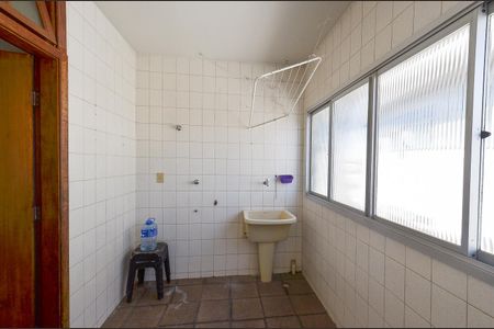 Apartamento à venda com 68m², 2 quartos e 2 vagasÁrea de Serviço