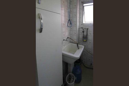 Apartamento à venda com 45m², 2 quartos e 1 vagaÁrea de Serviço