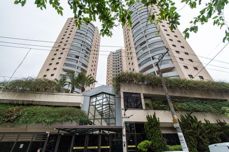 Apartamento à venda com 85m², 2 quartos e 1 vagaFachada