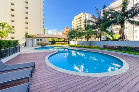 Apartamento à venda com 106m², 3 quartos e 2 vagas Apartamento à venda com 106m², 3 quartos e 2 vagasPiscina