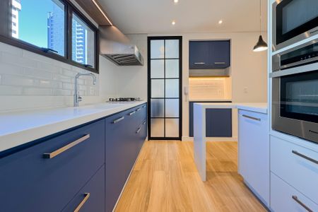 Apartamento à venda com 106m², 3 quartos e 2 vagas Apartamento à venda com 106m², 3 quartos e 2 vagasCozinha