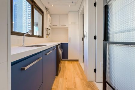 Apartamento à venda com 106m², 3 quartos e 2 vagas Apartamento à venda com 106m², 3 quartos e 2 vagasÁrea de Serviço