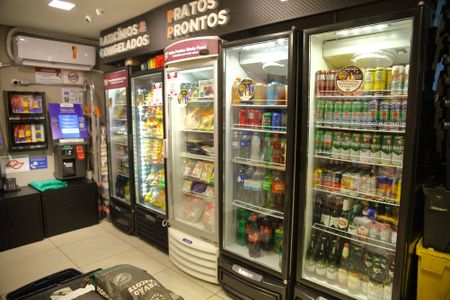 Apartamento para alugar com 116m², 3 quartos e 2 vagasMini mercado