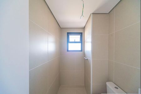 Apartamento à venda com 87m², 2 quartos e 2 vagas Apartamento à venda com 87m², 2 quartos e 2 vagasBanheiro da Suíte