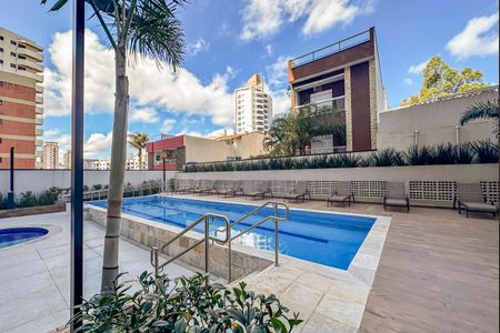 Apartamento à venda com 87m², 2 quartos e 2 vagas Apartamento à venda com 87m², 2 quartos e 2 vagasÁrea comum - Piscina