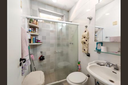 Apartamento à venda com 102m², 4 quartos e 1 vaga Apartamento à venda com 102m², 4 quartos e 1 vagaBanheiro Corredor