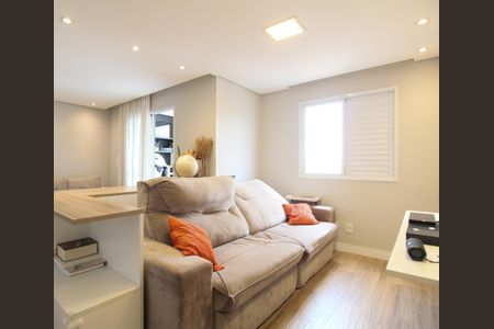 Sala de apartamento à venda com 1 quarto, 77m² em Jardim Bom Tempo, Taboão da Serra