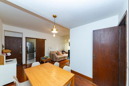 Apartamento à venda com 137m², 3 quartos e 2 vagas Apartamento à venda com 137m², 3 quartos e 2 vagasSala