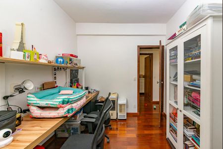 Apartamento à venda com 137m², 3 quartos e 2 vagas Apartamento à venda com 137m², 3 quartos e 2 vagasQuarto