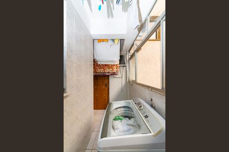 Apartamento à venda com 137m², 3 quartos e 2 vagas Apartamento à venda com 137m², 3 quartos e 2 vagasÁrea de Serviço