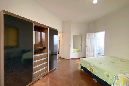 Apartamento à venda com 115m², 3 quartos e sem vaga Apartamento à venda com 115m², 3 quartos e sem vagaSuite
