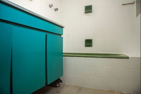 Casa para alugar com 250m², 4 quartos e 2 vagasBanheiro